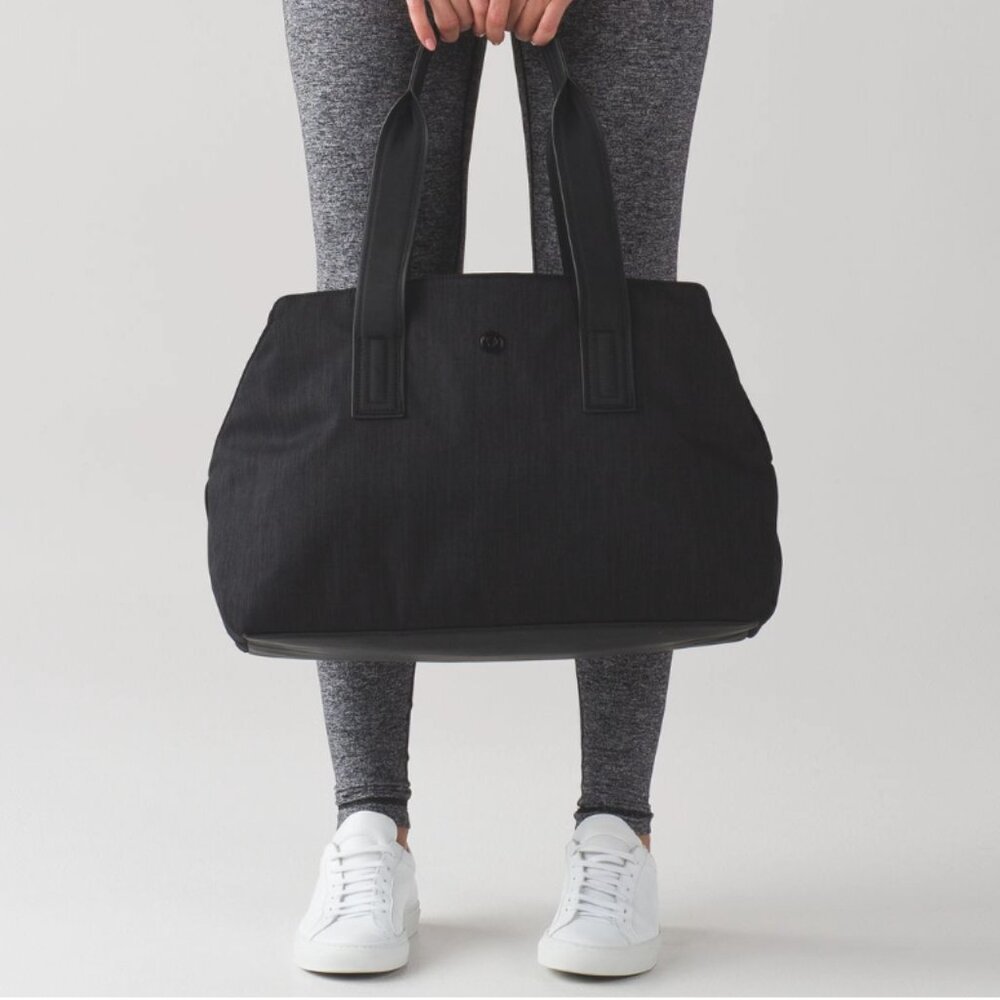lululemon athletica go getter bag